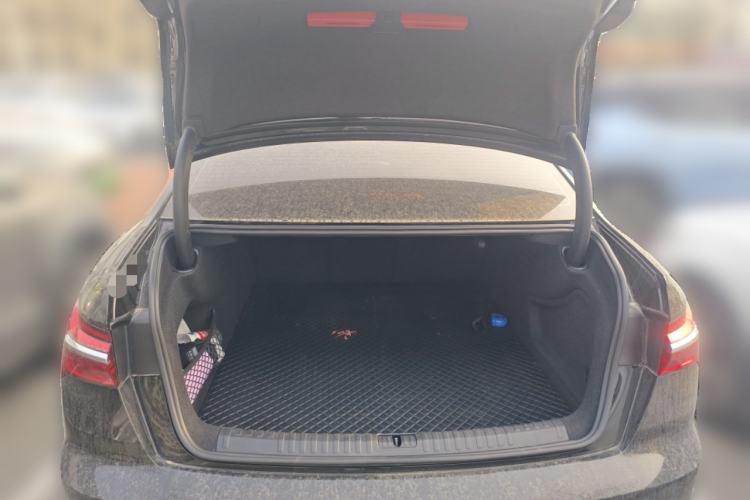 Used Audi A6L 2024 45 TFSI Prestige Elegant Edition
