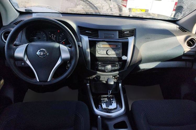 Used Nissan Navara 2017 2.5L Automatic 4x4 Luxury Edition QR25
