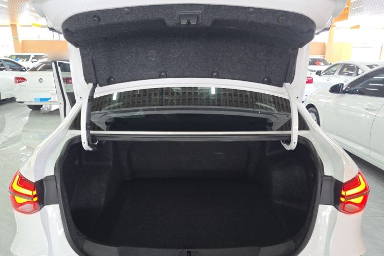 Used Chevrolet Monza 2022 Light Hybrid RS 330T Automatic Comfort Edition
