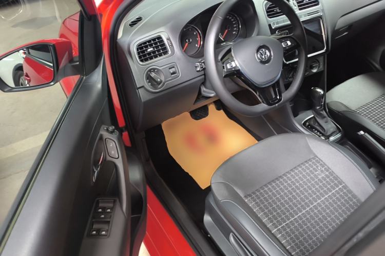 Used Volkswagen Polo 2018 1.5L Automatic Enjoyment Model
