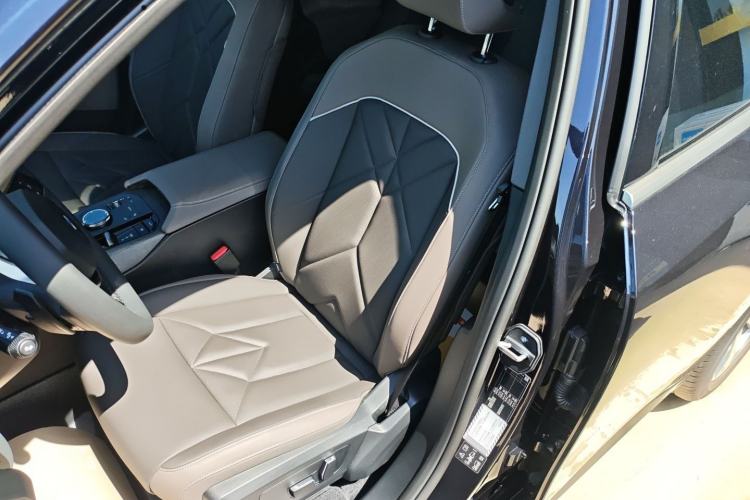 Used BMW X3 2025 Model, Facelifted xDrive25L Luxury Package