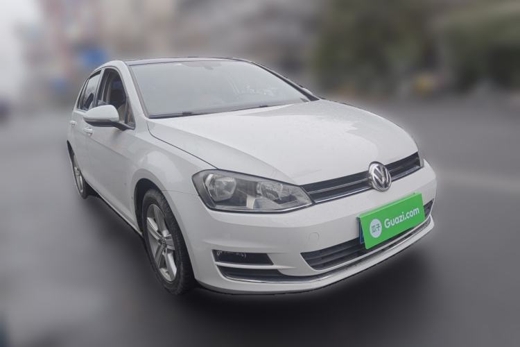 Used Volkswagen Golf 2015 1.4TSI Automatic Luxury Model
