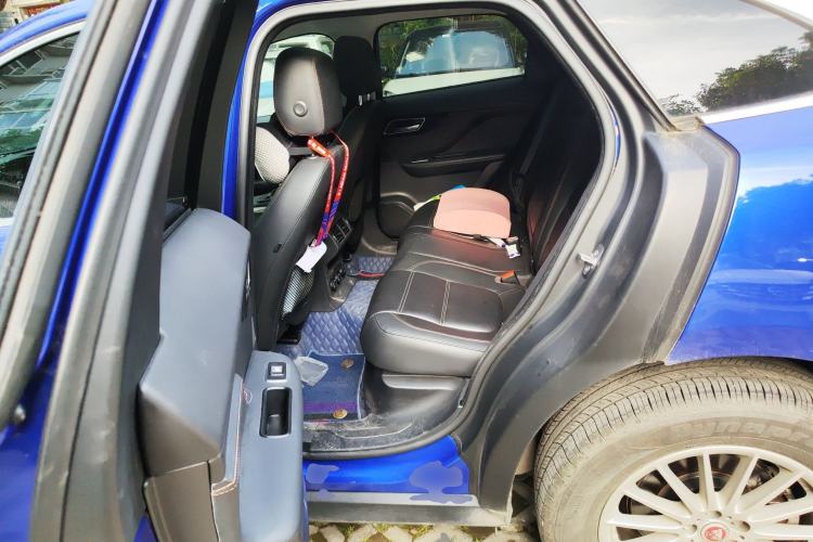 Used Jaguar F-PACE 2019 2.0T Four-Wheel Drive Urban Luxury Edition Left Rear Seat