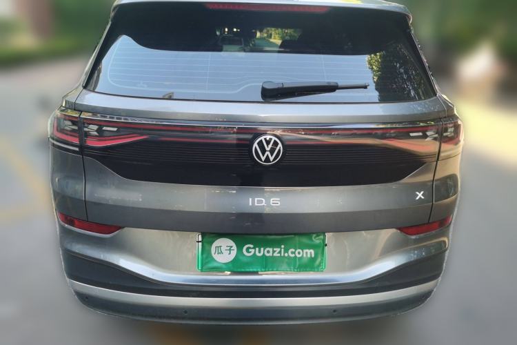 Used Volkswagen ID.6 X 2023 Ultra-Intelligent Long-Range Version
