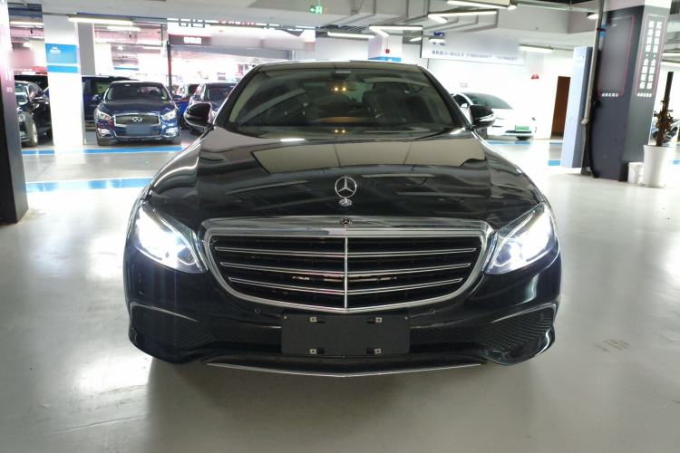 Used Mercedes-Benz E-Class 2020 E 260 L

