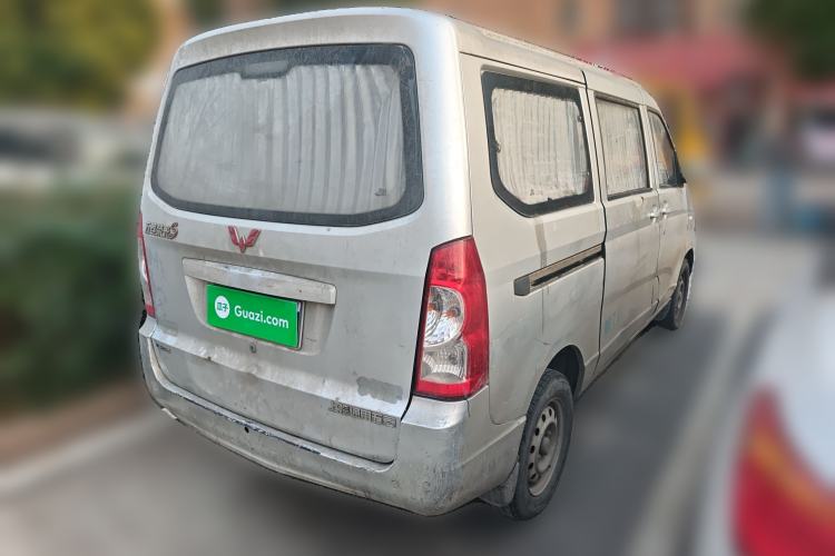 Used Wuling Rongguang 2014 1.2L S Base Model

