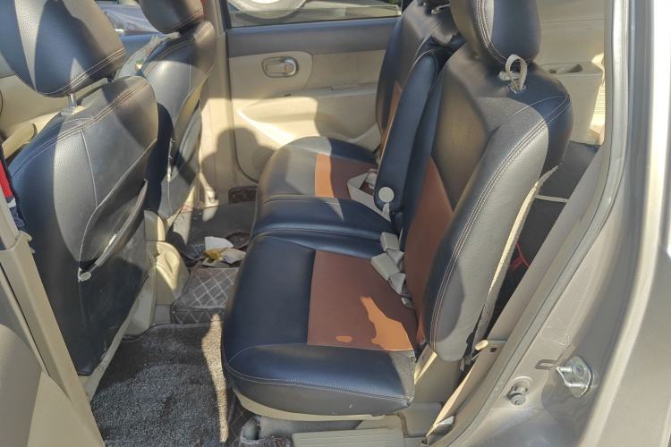 Used Nissan Geniss 2008 1.8L Manual Comfort Model Left Rear Seat