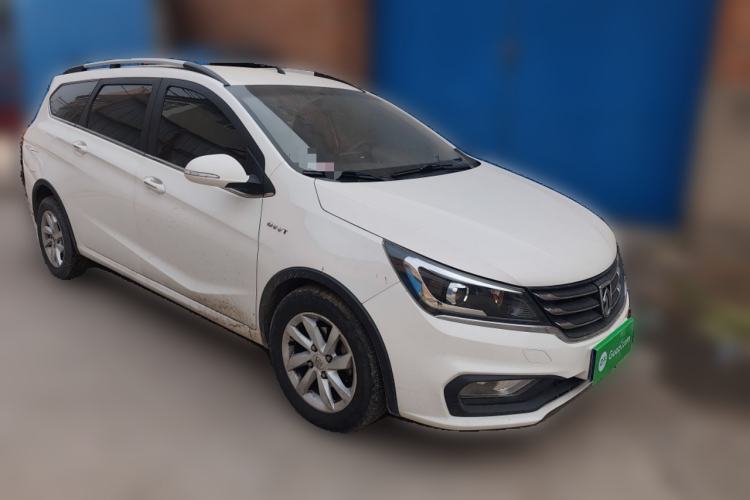 Used Baojun 310W 2017 1.5L Manual Fashion Model China V
