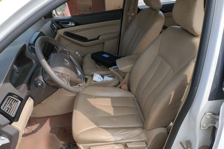 Used Baojun 730 2014 1.8L manual Comfort trim 7-seater Left Front Seat