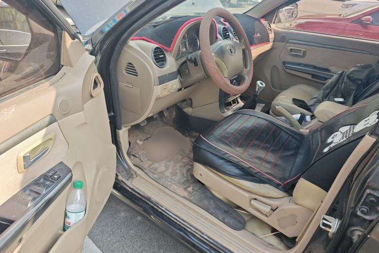 Used Haval H3 2010 Ruiyi Edition 2.0L Luxury Model Driver Seat