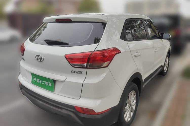 Used Hyundai ix25 2017 1.6L Manual Fashion Model