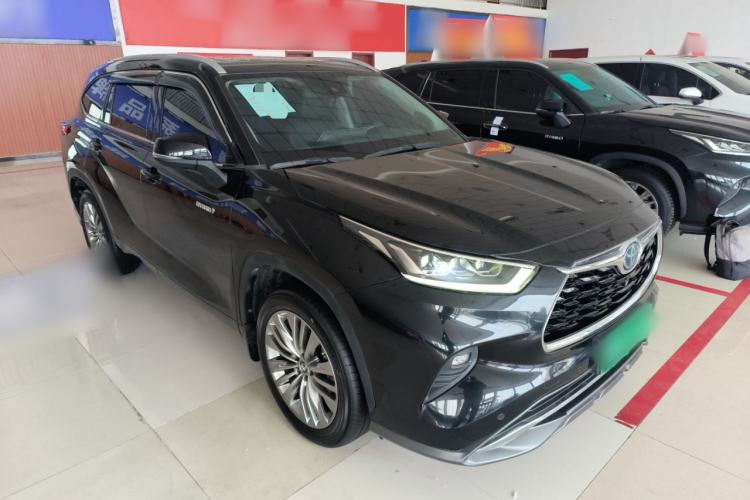 Used Toyota Highlander 2022 Dual-Engine 2.5L Four-Wheel Drive Supreme Edition 7-Seater Front Right 45 Deg