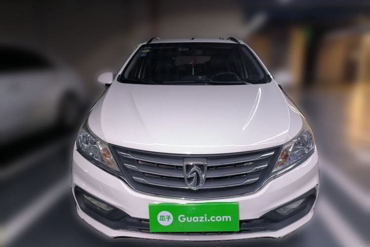 Used Baojun 310 2017 1.5L Automatic Fashion Model
