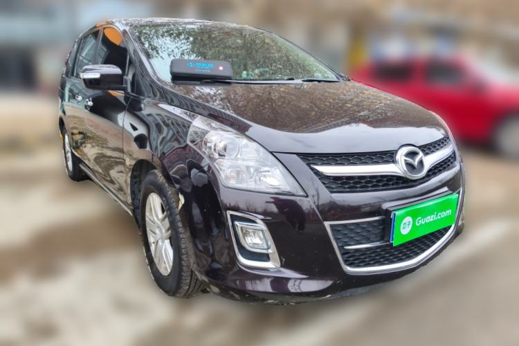 Used Mazda 8 2013 2.5L Ultimate Edition Front Right 45 Deg