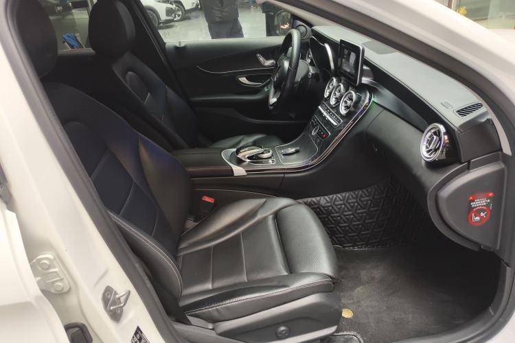 Used Mercedes-Benz C-Class 2018 C 180 L Fashion Edition Sport Version
