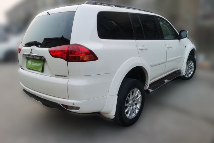 Used Mitsubishi Pajero Sport 2013 3.0L Automatic Two-Wheel Drive Luxury Edition
