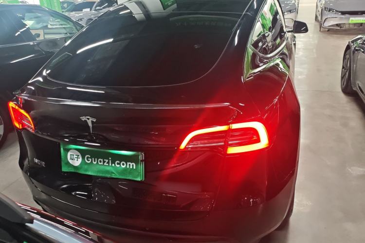 Used Tesla Model Y 2023 High-Performance All-Wheel-Drive Version