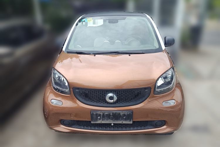 Used smart fortwo 2015 1.0L 52 kW hardtop Dynamic version