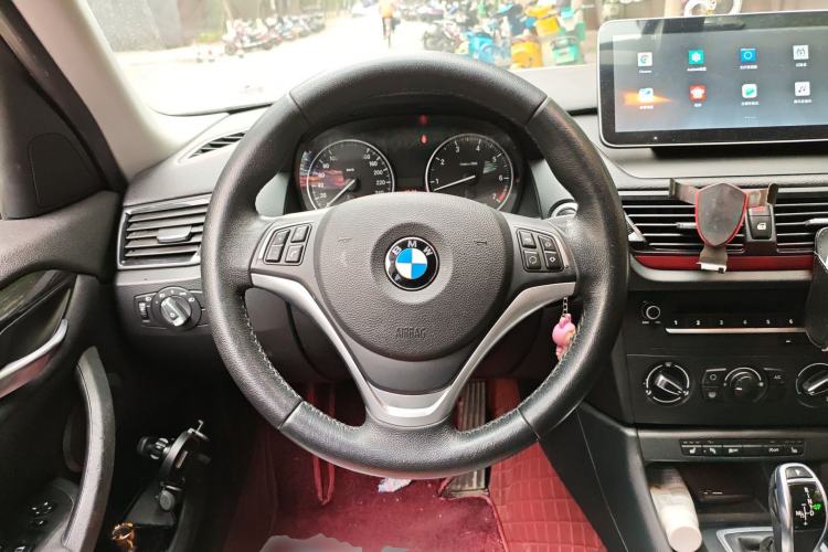 Used BMW X1 2015 sDrive18i Fashion Upgrade Edition Steering Wheel