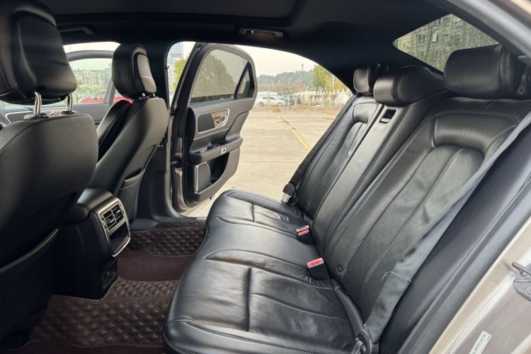 Used Lincoln Continental 2018 2.0T Two-Wheel Drive Deluxe Edition
