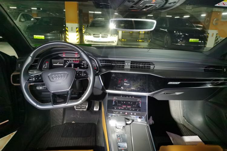 Used Audi A7L 2022 55 TFSI quattro S-line Edition One First Edition Center Console