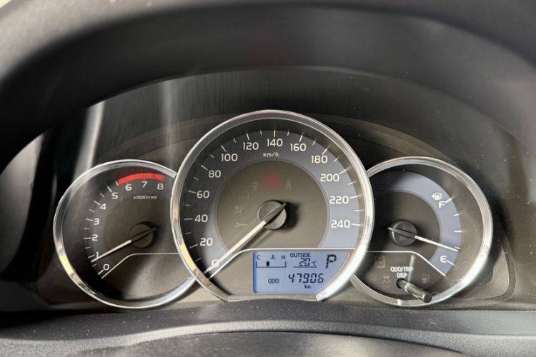 Used Toyota Levin 2017 Revised 185T CVT Elite Edition China V Standard Instrument Cluster