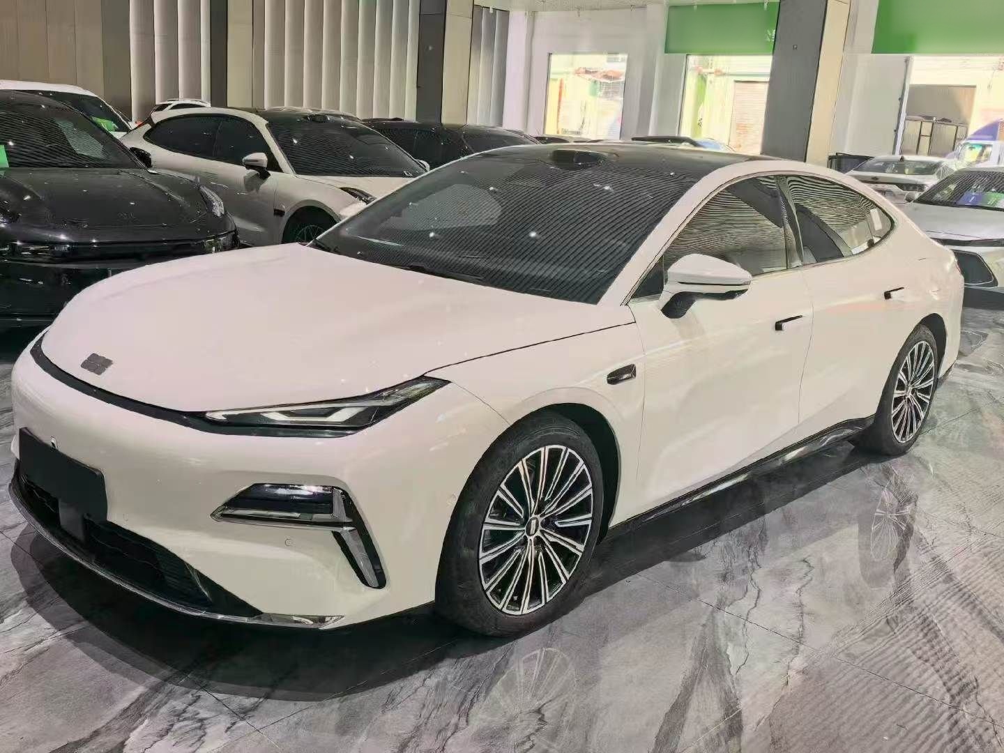 Geely Galaxy 8 2025 130km EM-P Starship Edition — снимка 12