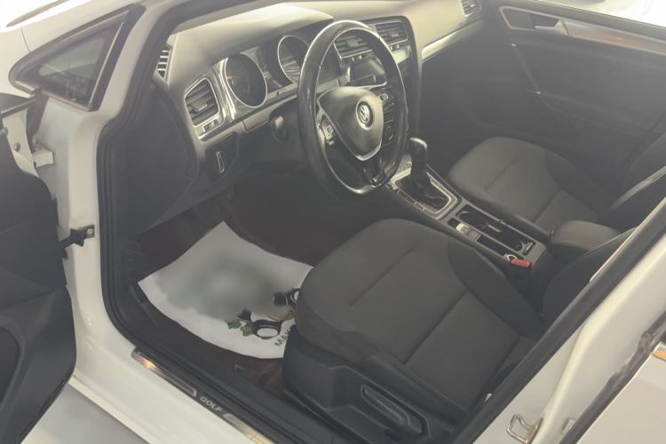 Used Volkswagen Golf 2018 1.6L Automatic Comfort Model
