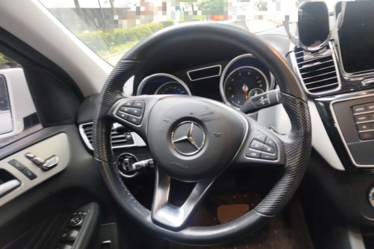 Used Mercedes-Benz GLE Coupe 2018 GLE 320 4MATIC Coupe SUV Steering Wheel