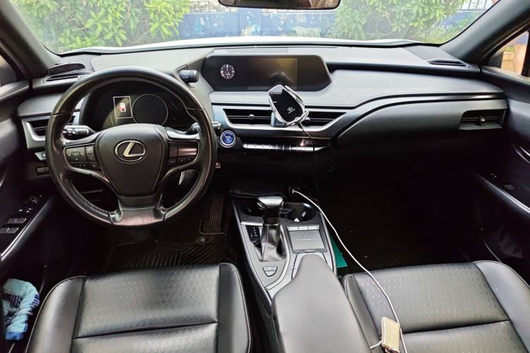 Used Lexus UX 2019 260h Explore-Cool Edition China VI Standard
