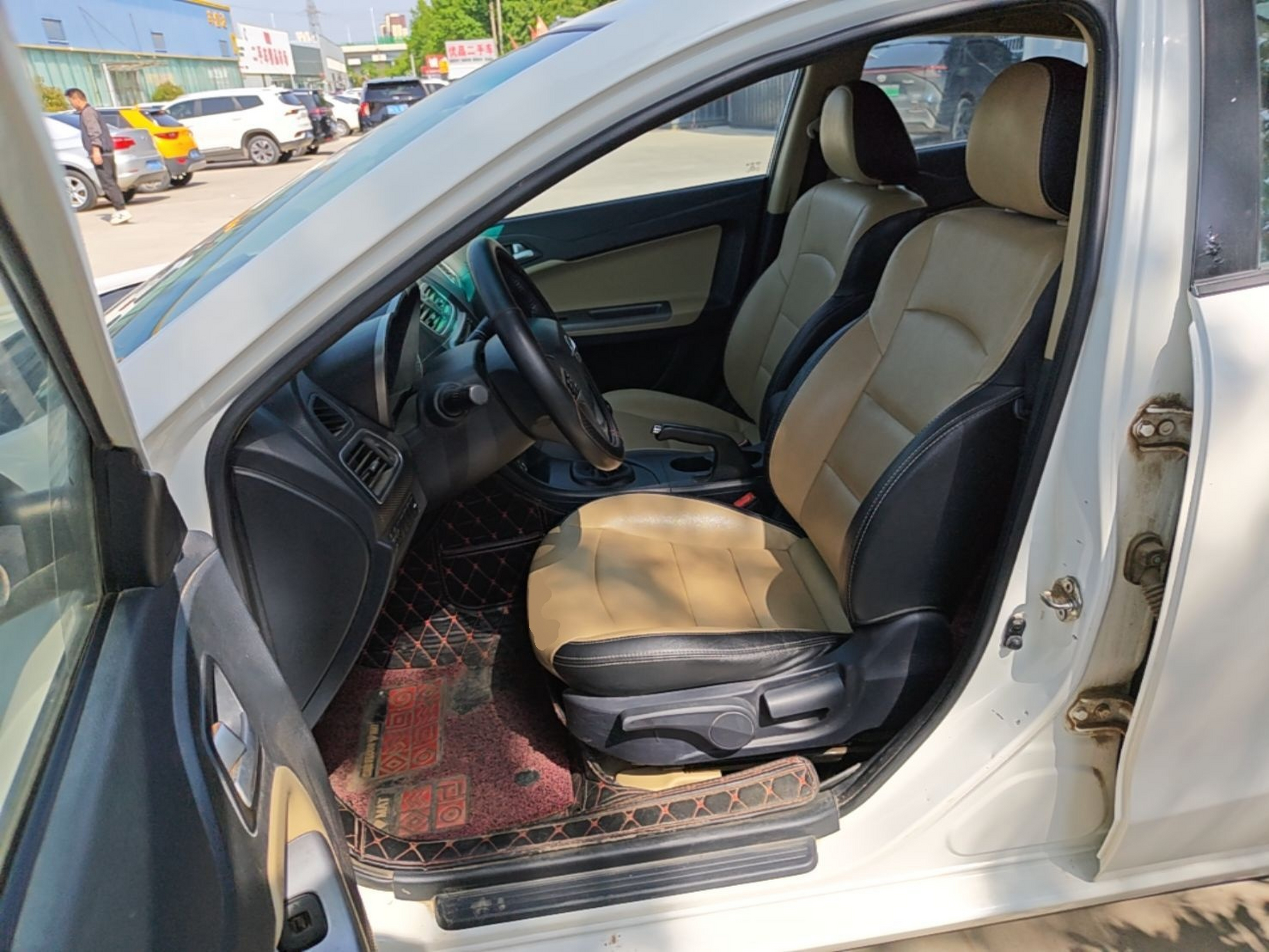 Interior delantero