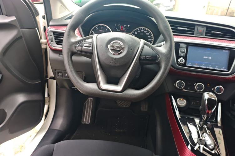 Used Nissan Lannia 2016 1.6L CVT Smart Cool Edition Steering Wheel