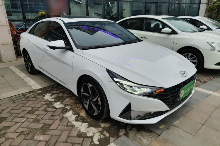 Used Hyundai Elantra 2021 1.5L CVT LUX Prestige Edition