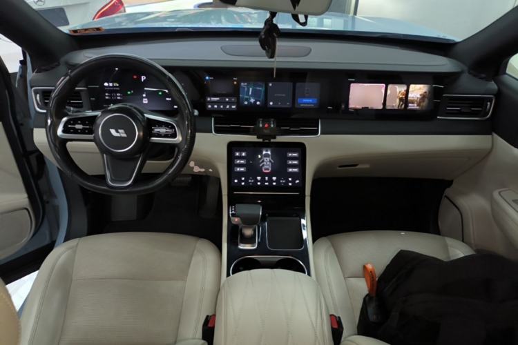 Used Li Auto ONE 2021 Extended-Range 6-Seater Version Center Console