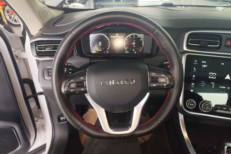 Used Lynk & Co 01 2020 2.0T Two-Wheel Drive Pure Pro Version China VI Standard