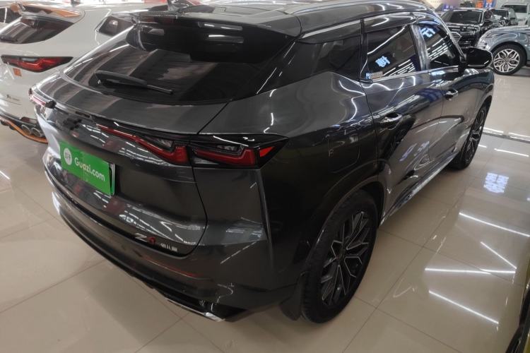 Used Oshan Z6 New Energy 2023 ZhiDian iDD 150KM Flagship PLUS Smart Parking Edition
