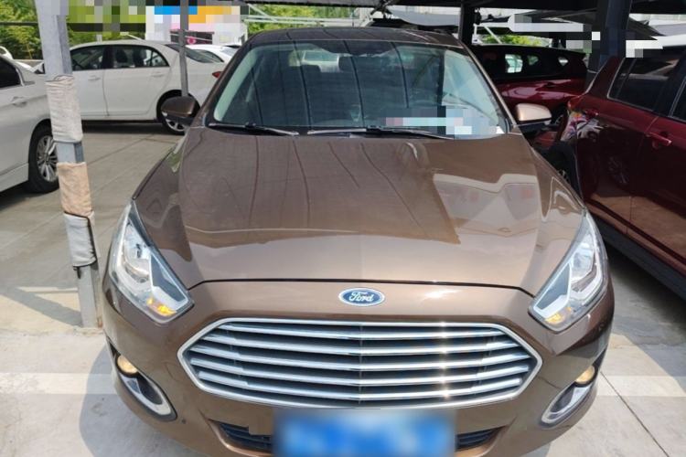 Used Ford Escort 2015 1.5L Manual Fashion Edition
