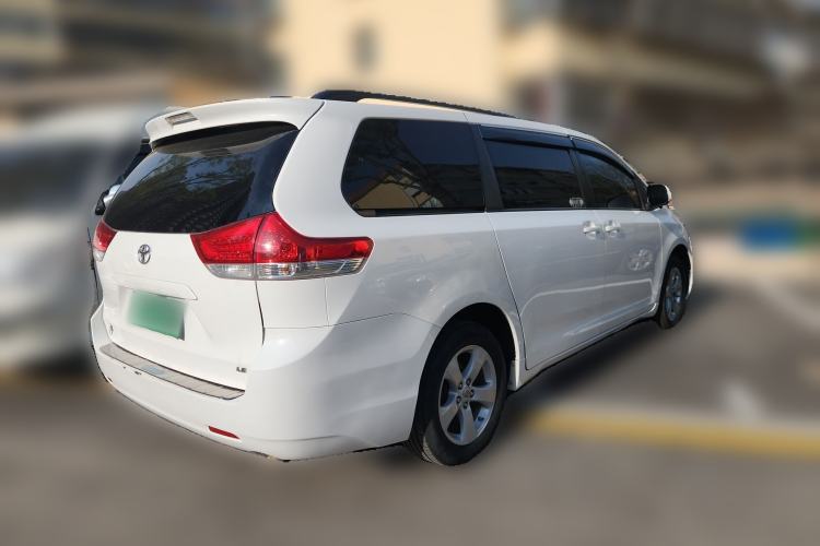 Used Toyota SIENNA 2011 2.7L Two-Wheel-Drive Automatic Trim Rear Right 45 Deg