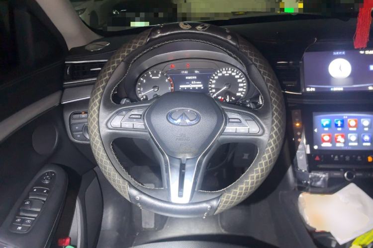 Used Infiniti QX50 2018 2.0T Two-Wheel Drive Fashion Edition Steering Wheel