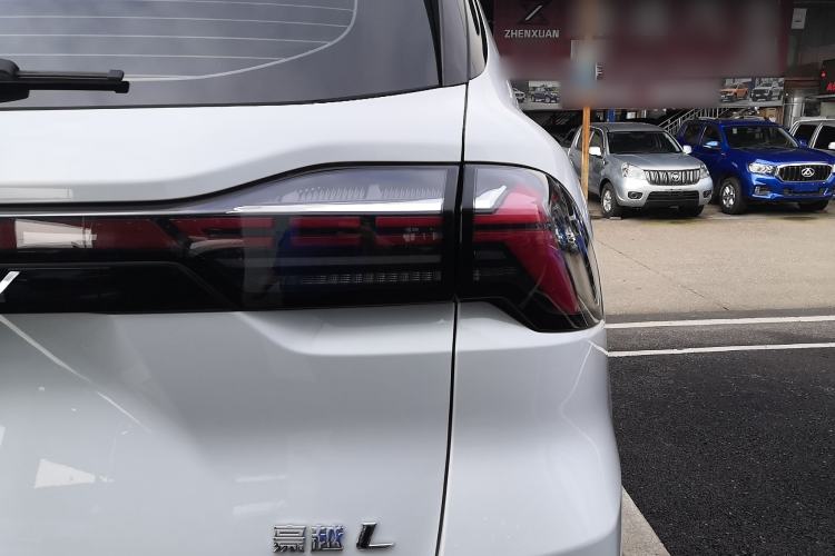 Used Geely Auto Haoyue L 2025 2.0T DCT Luxury Edition
