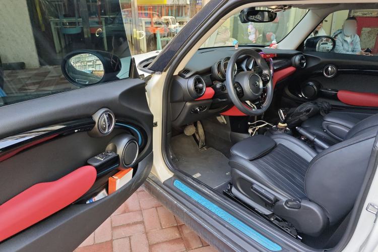 Used MINI 2019 2.0T COOPER S Artist Driver Seat