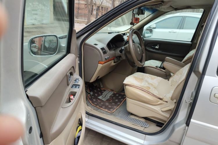 Used Buick GL8 2011 2.4L CT Comfort Edition
