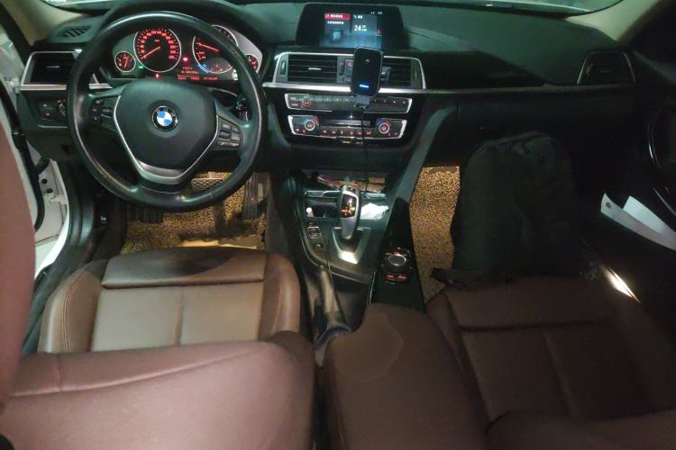 Used BMW 3 Series 2018 320Li Fashion Model Center Console