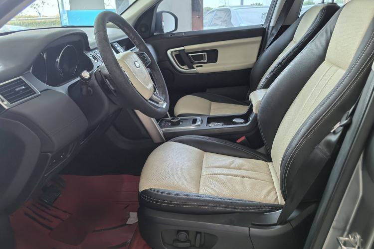 Used Land Rover Discovery Sport 2018 240 PS SE Version
