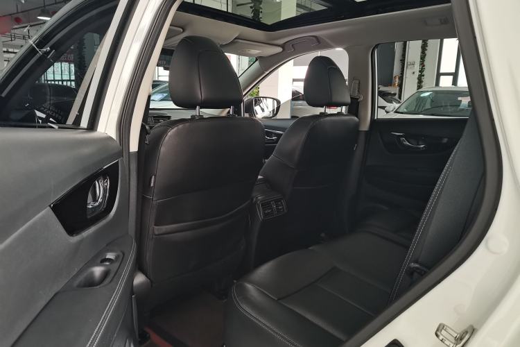 Used Nissan X-Trail 2020 2.0L XL ITS 3-Row CVT 2WD SmartConnect 7-Seater Comfort Edition
