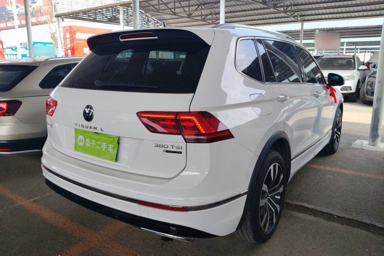 Used Volkswagen Tiguan L 2021 380TSI Automatic All-Wheel Drive R-Line Comfort Plus 7-Seater Rear Right 45 Deg