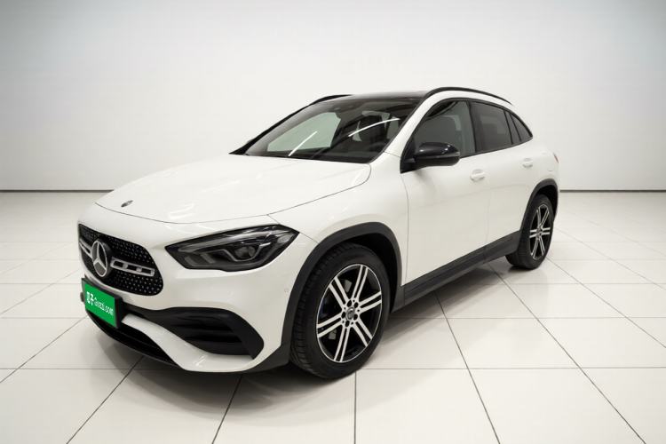 Used Mercedes-Benz GLA 2020 GLA 200 4MATIC Guazi used car, China used car export, Used car for sale, Used Mercedes-Benz cars, Cheapest cars for sale