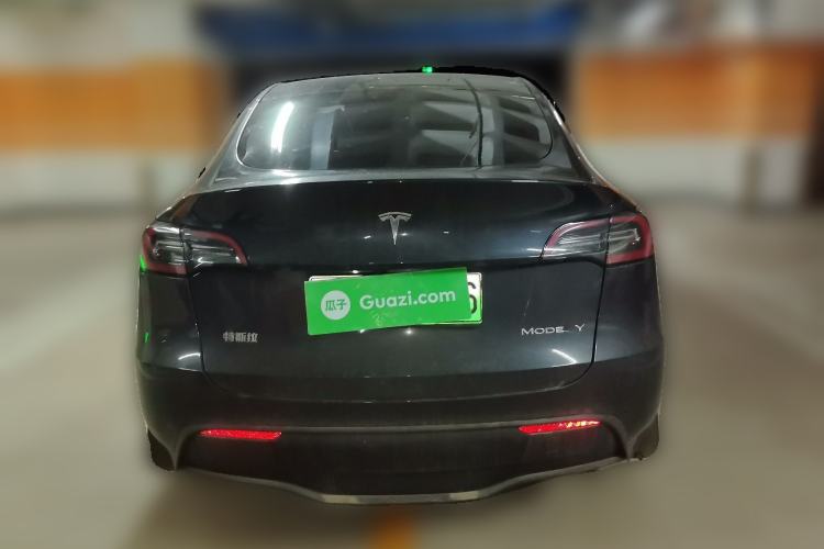 Used Tesla Model Y 2024 Long-Range All-Wheel-Drive Version
