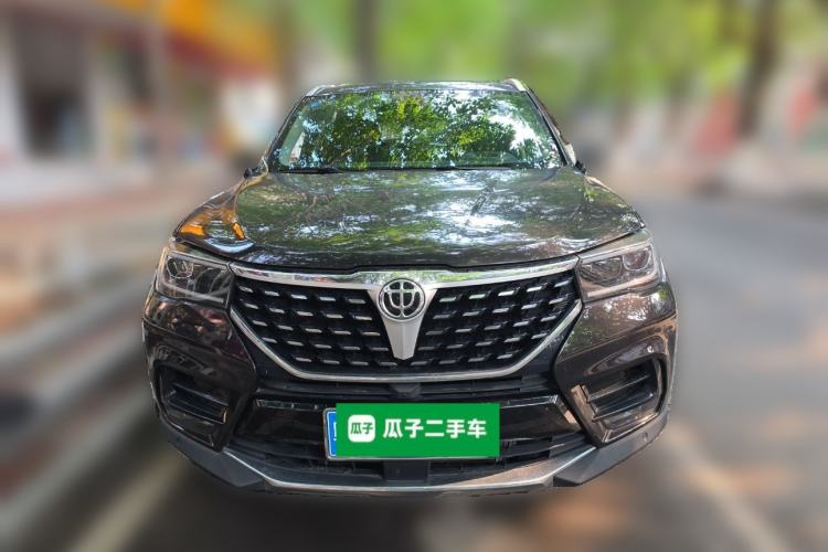 Used Brilliance V7 2019 300T Automatic Flagship Model 5 Seats
