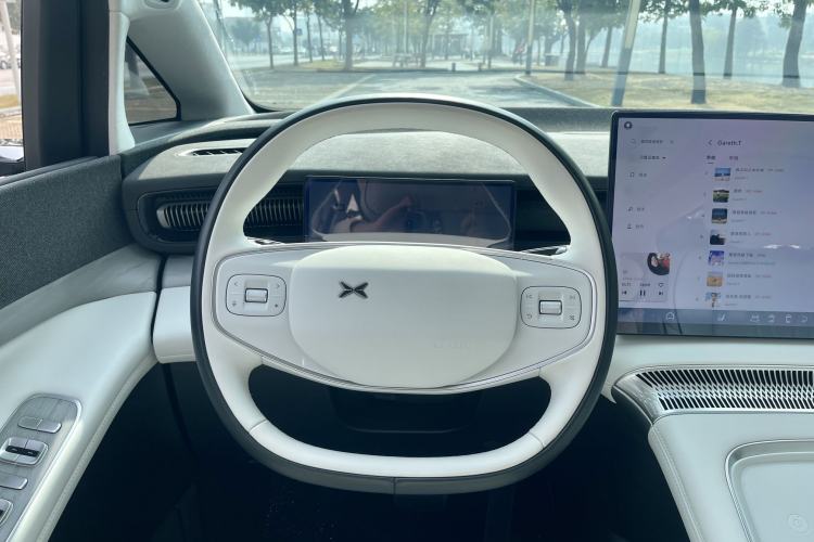 Used XPeng X9 2024 702 Ultra-Long Range Pro